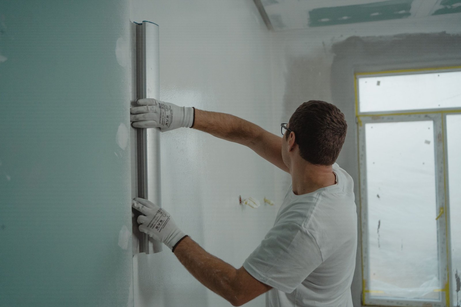 Ordre des travaux de rénovation : pourquoi l&rsquo;enveloppe passe avant l&rsquo;intérieur